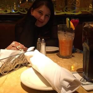 Meet your Posher, Robyn